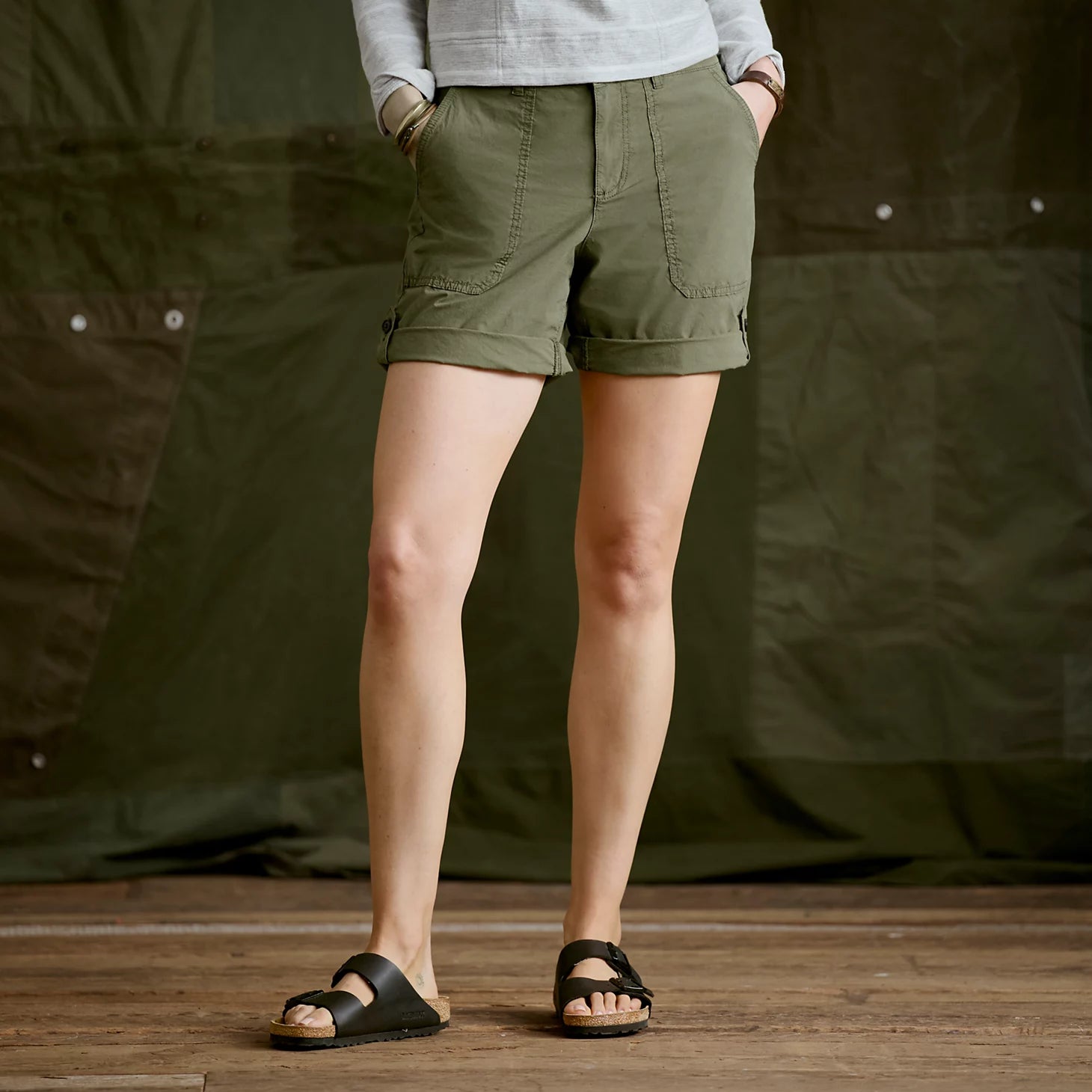Orvis Women's 1856 Stretch Poplin 9" Utility Shorts