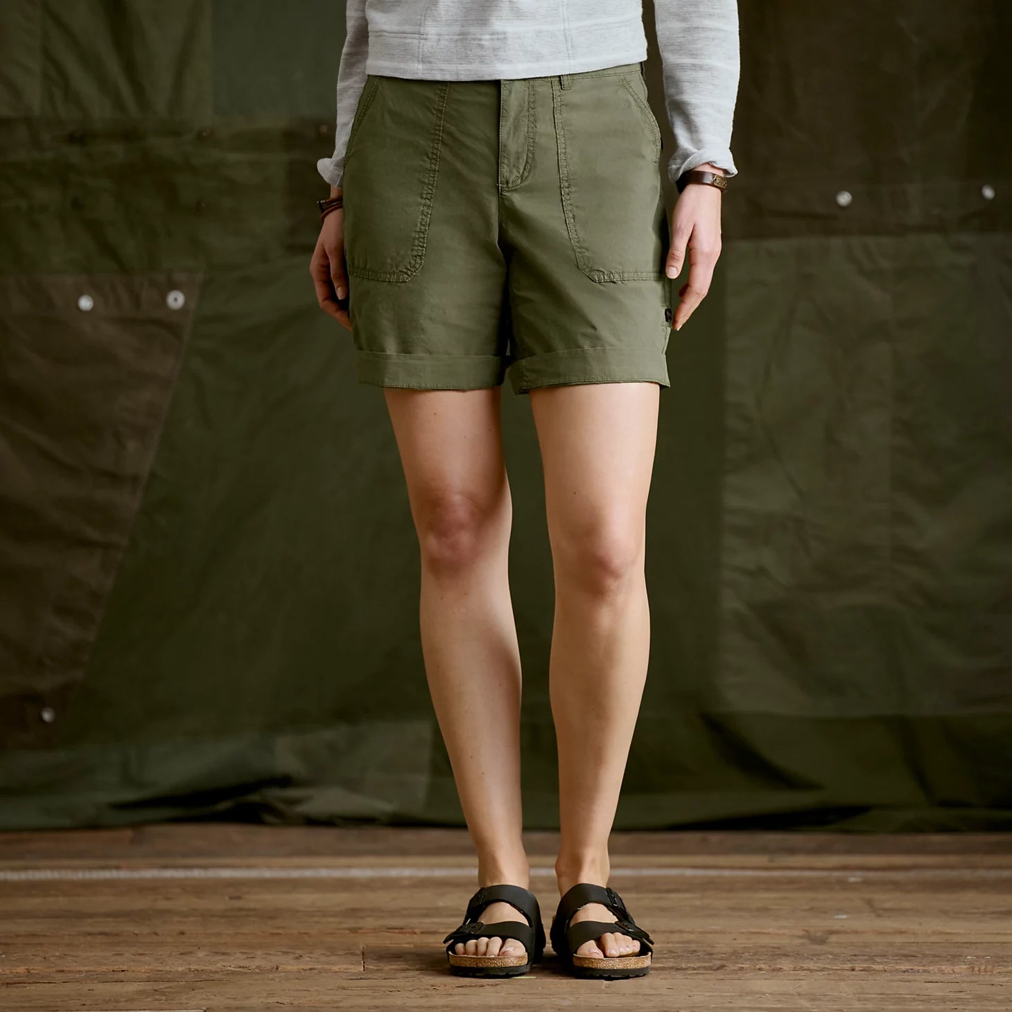 Orvis Women's 1856 Stretch Poplin 9" Utility Shorts