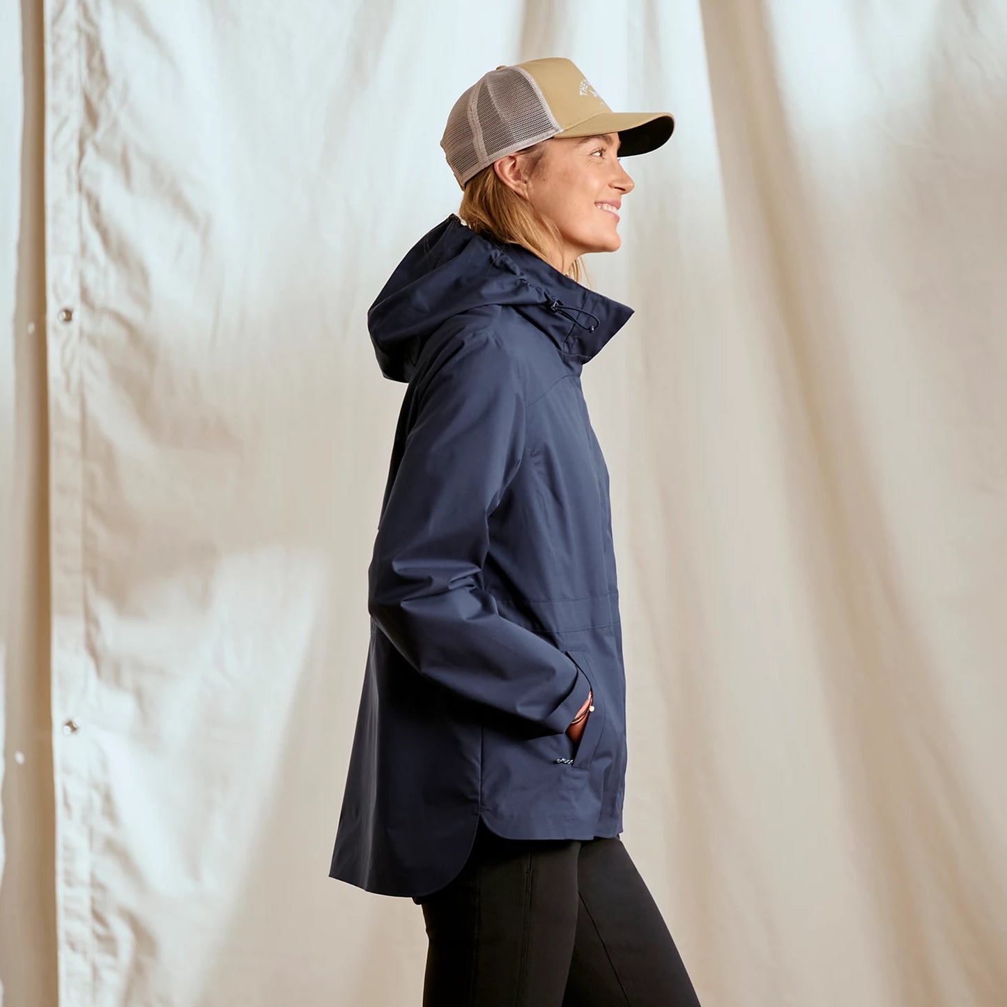 Orvis Women's Outbound Pack & Go Jacket
